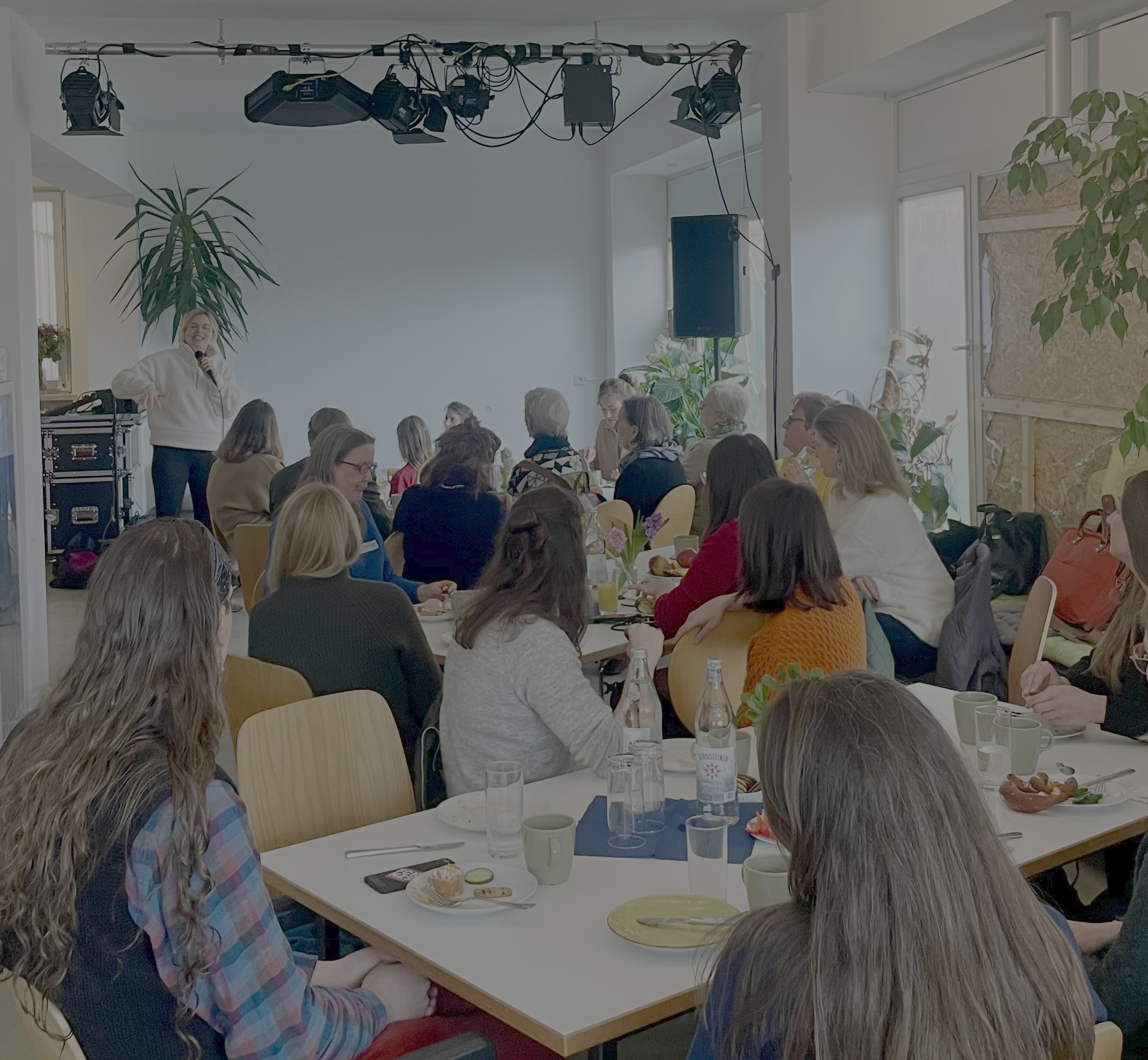 WEIL WIR MEHR FRAUEN IN DER POLITIK BRAUCHEN